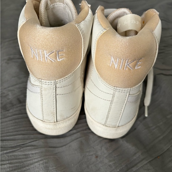 Nike blazer size 7 womens - Picture 2 of 4